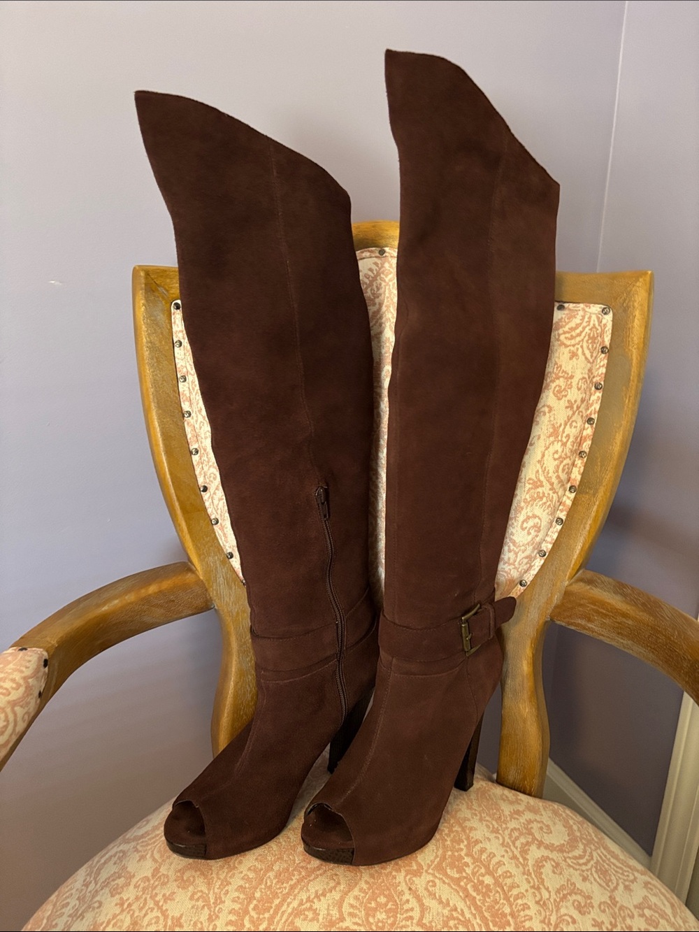Fabulous Knee High Suede Boots!